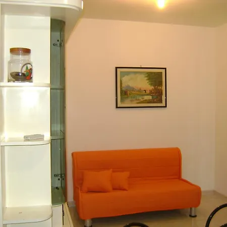 Appartamento Torre Inserraglio Uno Via Del Diamante 33 Villaggio Resta