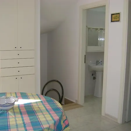 Appartamento Torre Inserraglio Uno Via Del Diamante 33 *